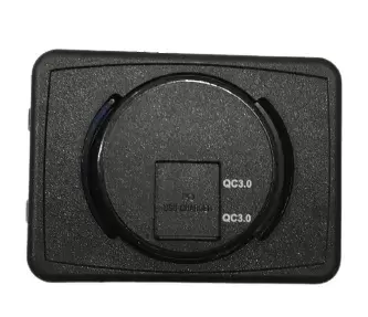 Tomada USB de superfície de carregadores rápidos com controlador de protocolo de carga rápida.