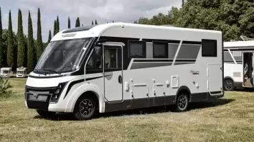 Oscurecedor exterior autocaravana integral MOBILVETTA K-Yacht después año 2024