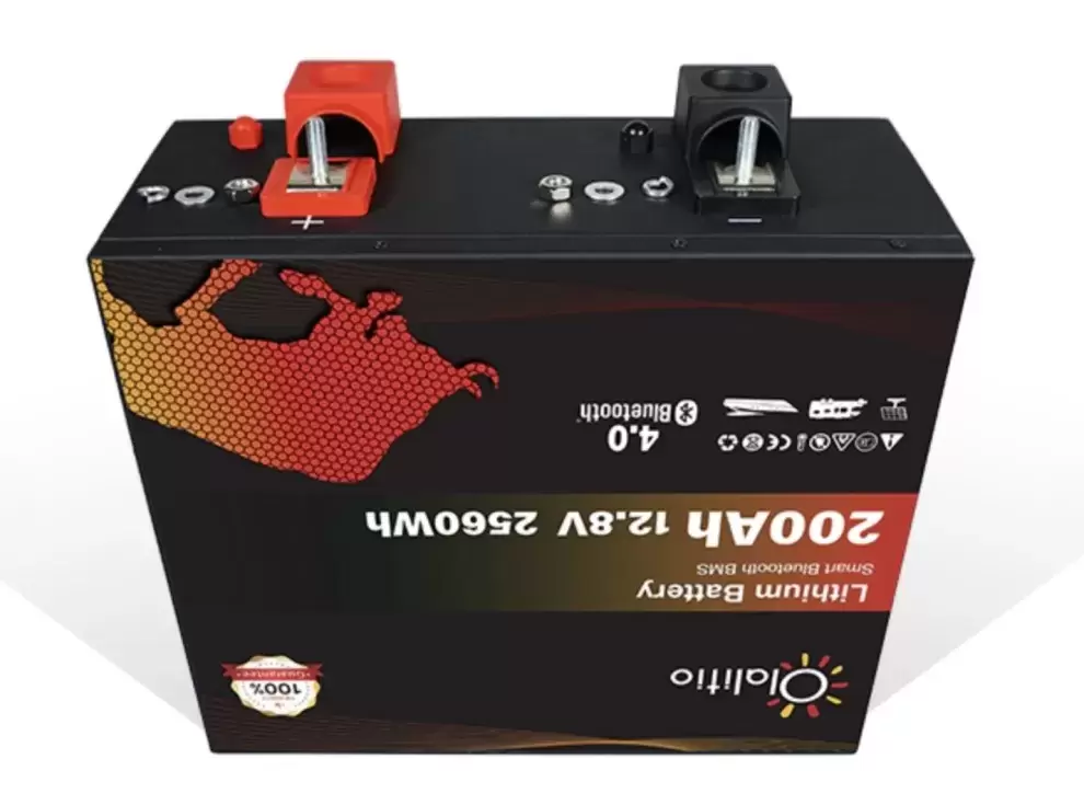 Batería de Litio bajo asiento 200Ah 12.8V LiFePO4 Smart BMS con Bluetooth para Autocaravana y camper. Dimensiones (L x W x H) mm: 357 * 338 * 152mm