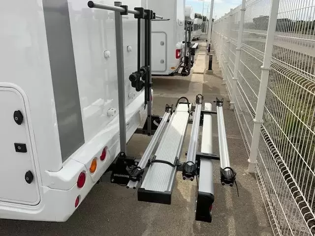 Porta Bicis para instalación en porta motos Goldschm!tt  Marea plegable.