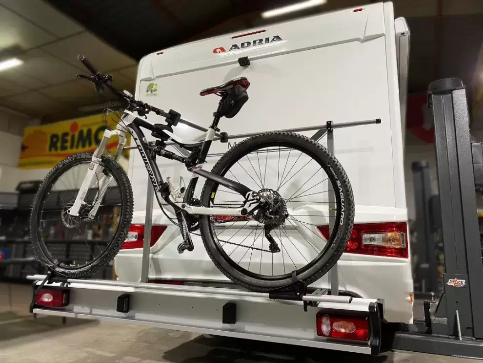 Porta Bicis para instalación en porta motos Goldschm!tt  Marea plegable.